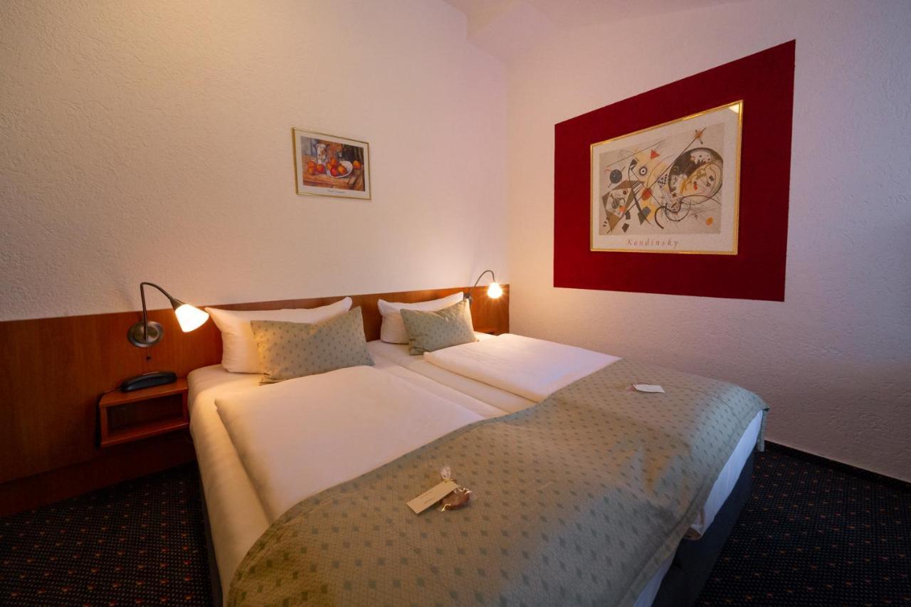 Parkhotel Obertshausen Esterno foto